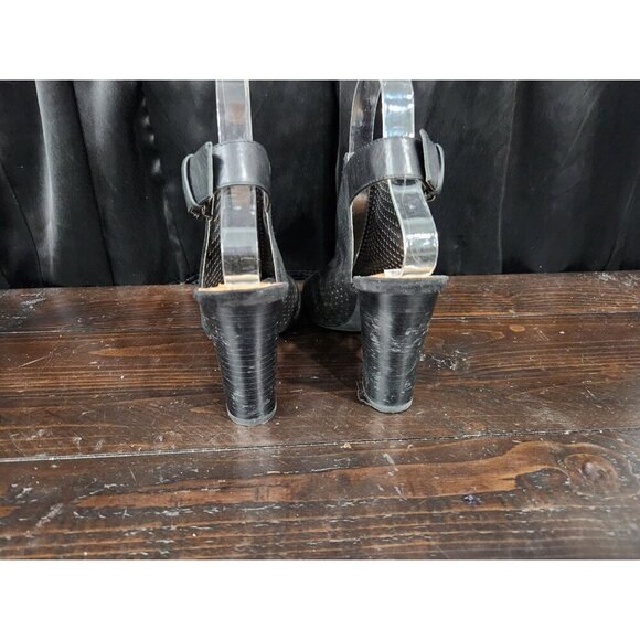 Tahari Margaret 2 Black Leather Peep-Toe Block Heels/Sz. 6M - Picture 6 of 9